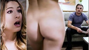 play Frauen mit großen Brüsten, die Lust auf Hardcore-Sex haben und jede Art von Aufmerksamkeit auf ihren Körper vertragen