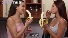play Compilation lesbienne de copines intimes : bouffe de chatte, sexe avec gode-ceinture et plus